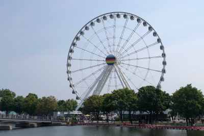 Tour dans la Grande Roue de Montréal / Ride in the Grande Roue de Montréal